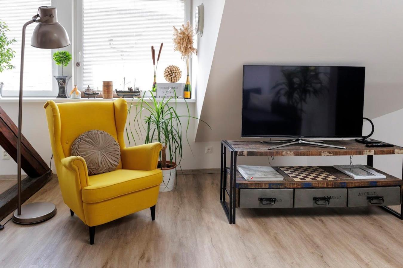 Vip Apartment In Old Town With Free Parking براتسيلافا المظهر الخارجي الصورة