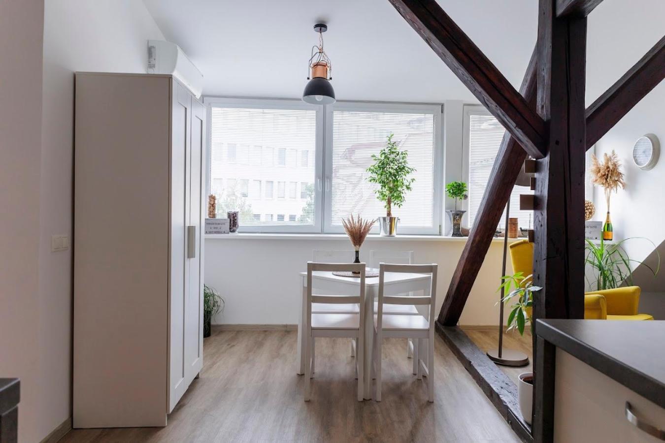 Vip Apartment In Old Town With Free Parking براتسيلافا المظهر الخارجي الصورة